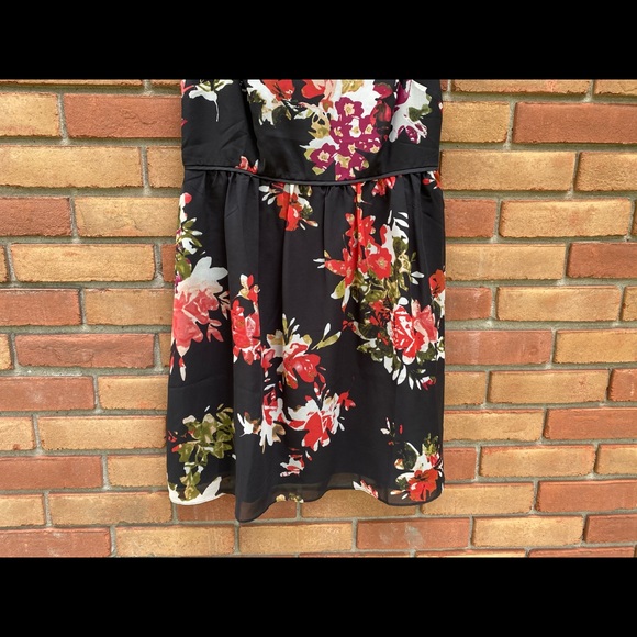NWT Loft 4P Floral Dress - Picture 4 of 4